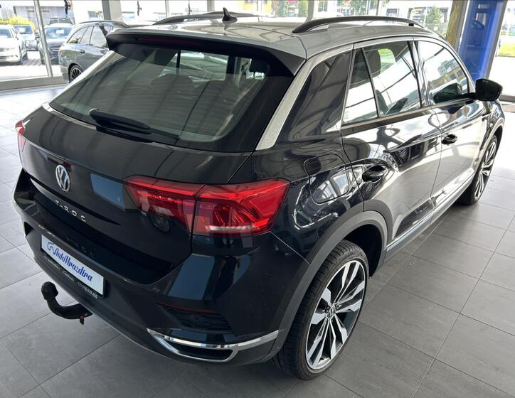 Volkswagen T-Roc 6
