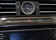 Volkswagen Passat 10