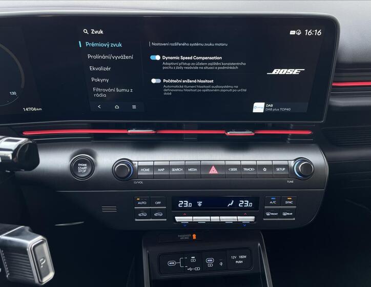 Hyundai Kona 16