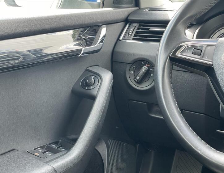 Škoda Octavia 15
