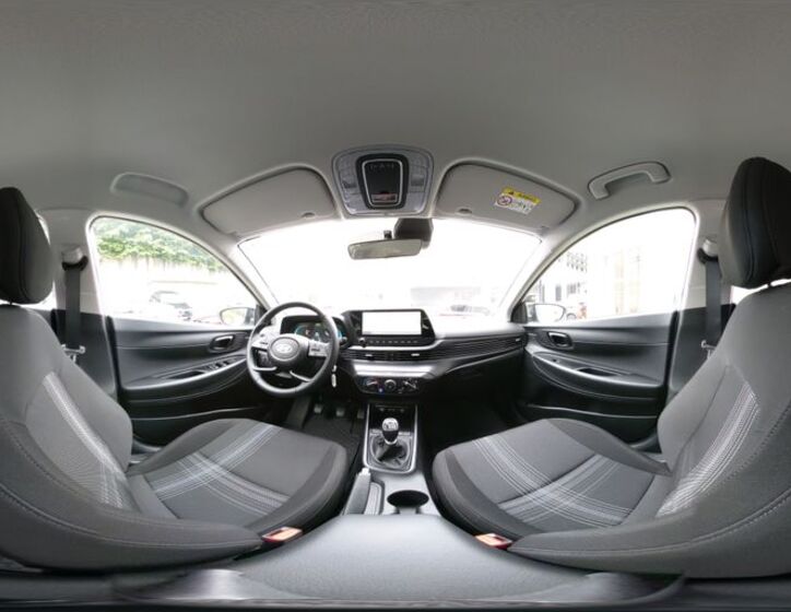 Hyundai i20 9