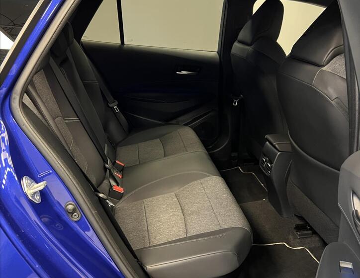 Toyota Corolla 12