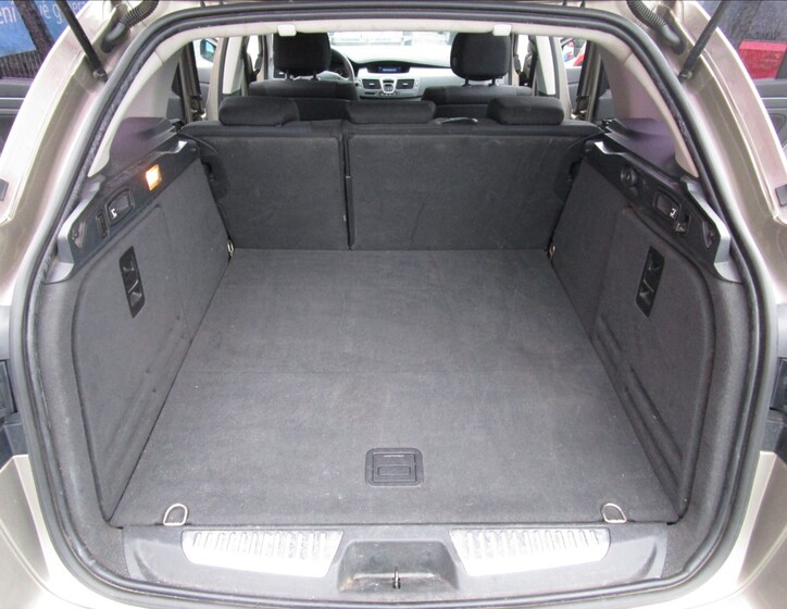 Renault Laguna 32