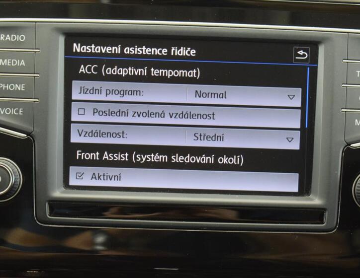 Volkswagen Passat 26