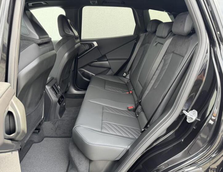 BMW X3 7