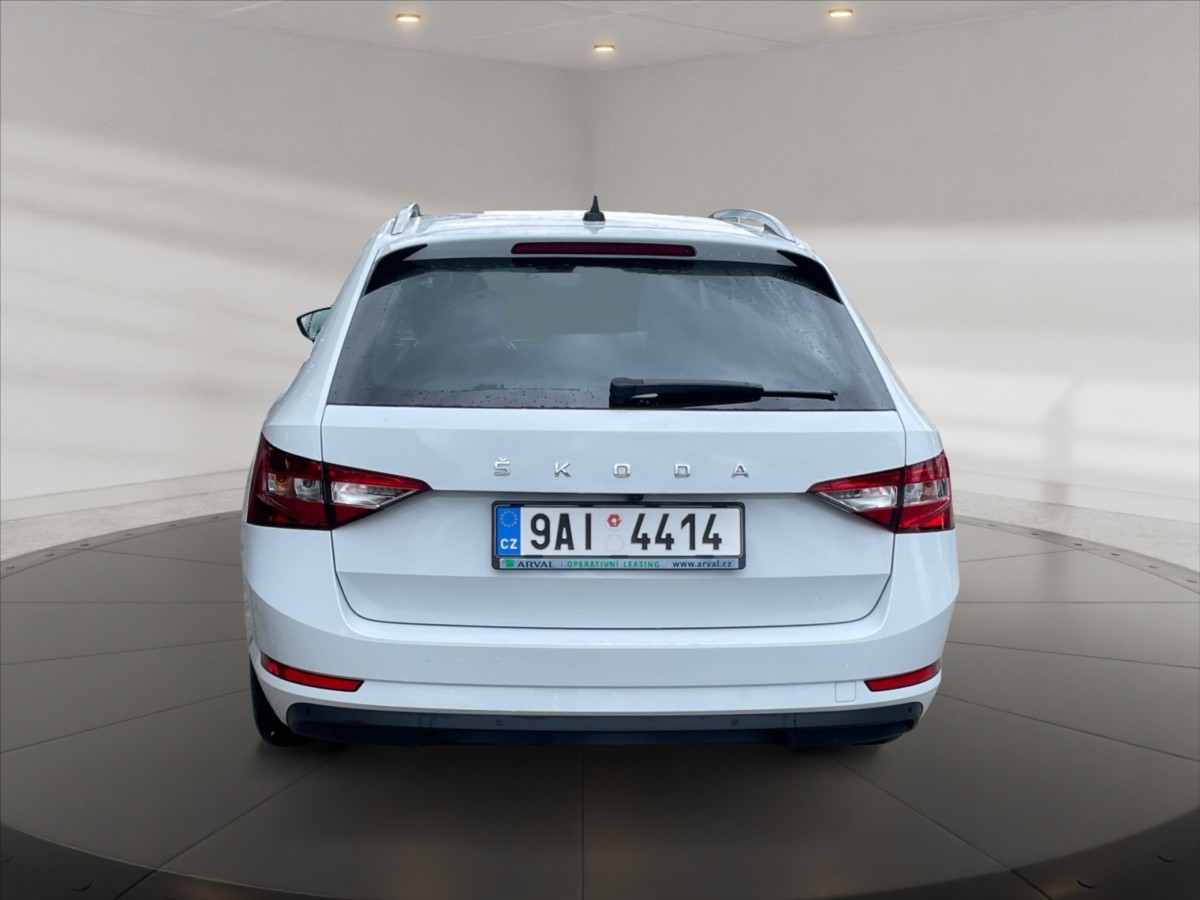 Škoda Superb