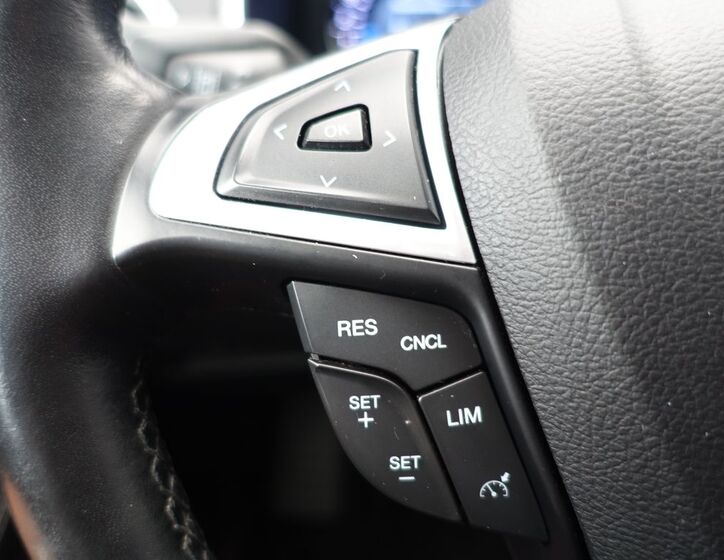 Ford S-MAX 23