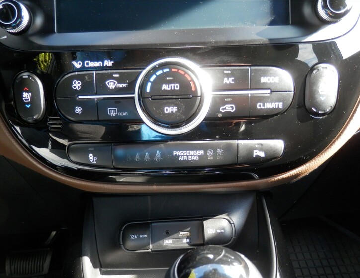 KIA Soul 16