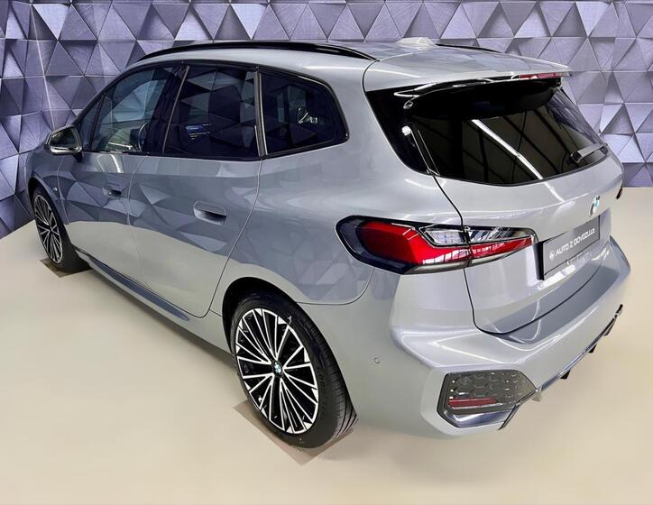 BMW Řada 2 5
