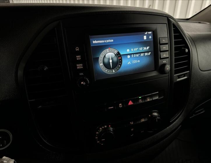 Mercedes-Benz Vito 26