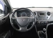 Hyundai i10 15