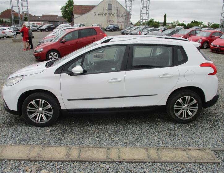 Peugeot 2008 11