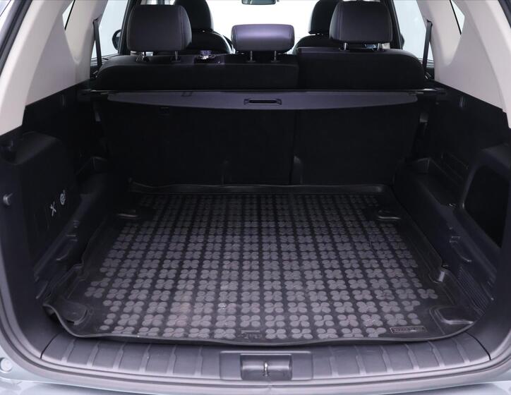 SsangYong Rexton 10