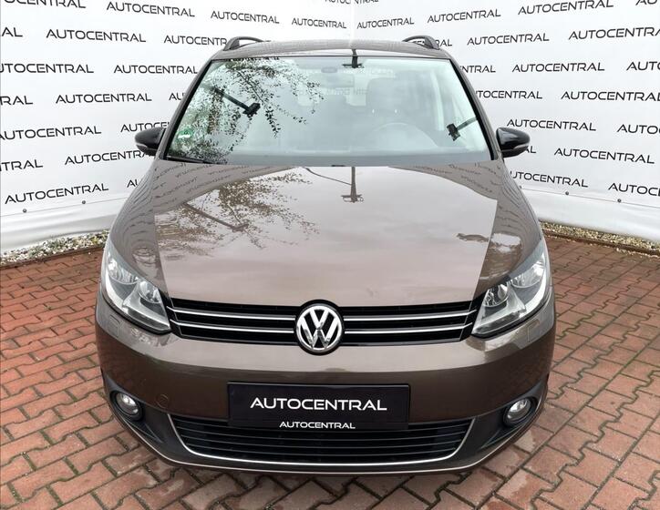 Volkswagen Touran 2