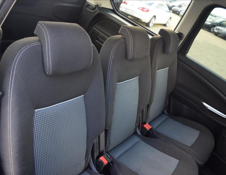 Ford Galaxy 21