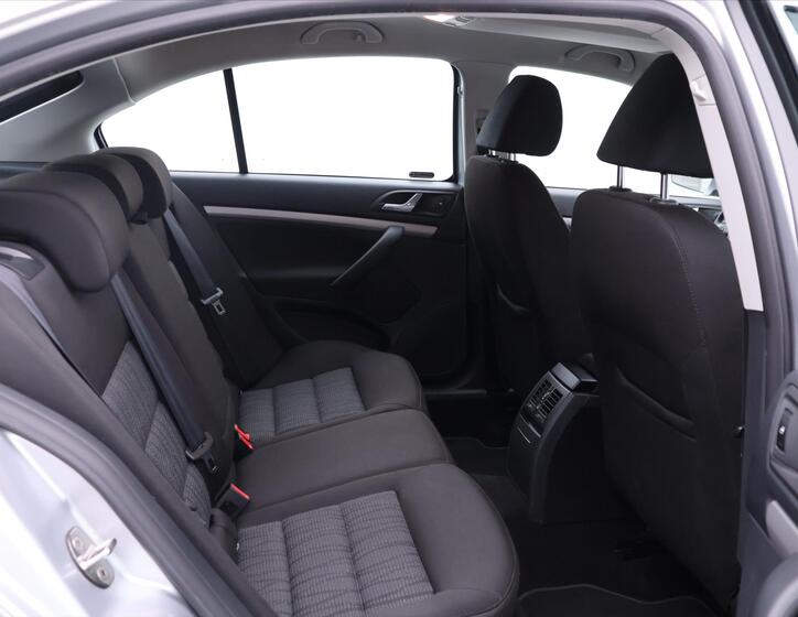 Škoda Octavia 15