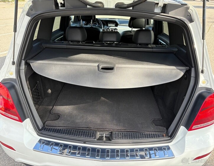Mercedes-Benz GLK 16