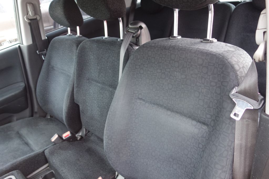 Honda FR-V