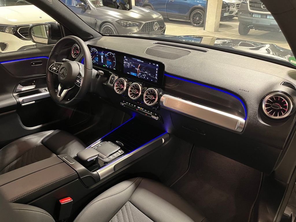 Mercedes-Benz EQB