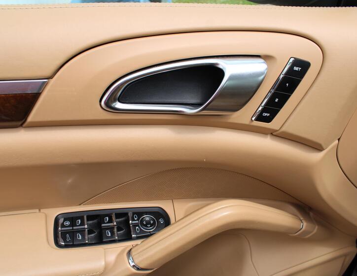 Porsche Cayenne 23
