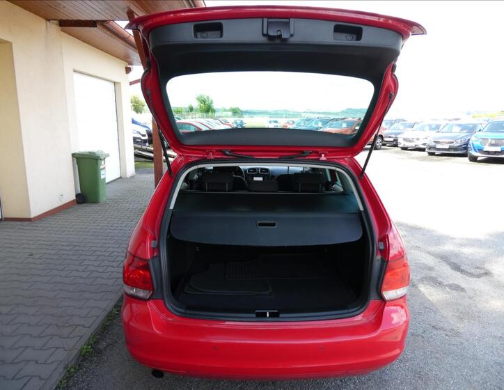 Volkswagen Golf 23