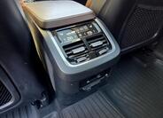 Volvo XC90 11