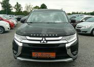 Mitsubishi Outlander 3