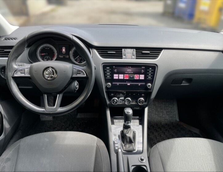 Škoda Octavia 9