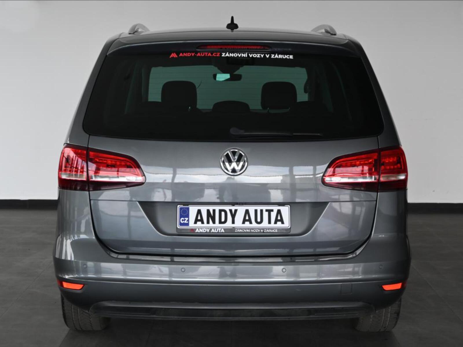 Volkswagen Sharan 4