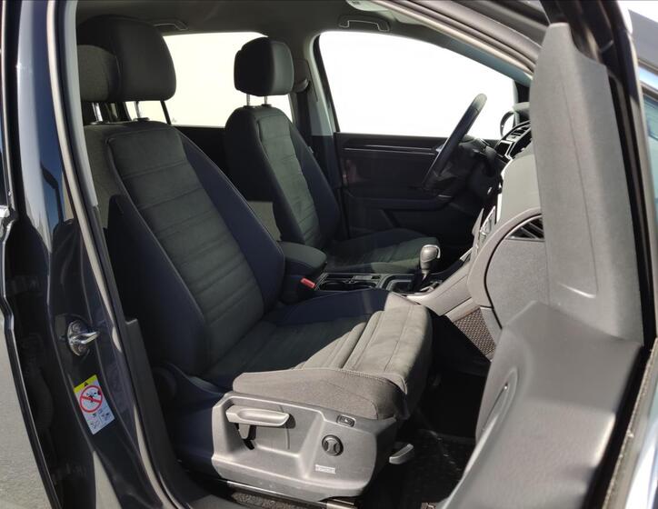 Volkswagen Touran 18