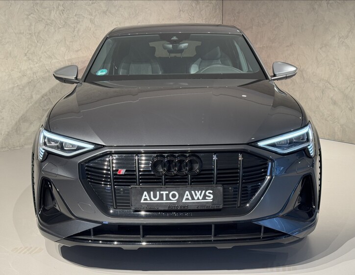 Audi e-tron 2