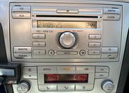 Ford Galaxy 18