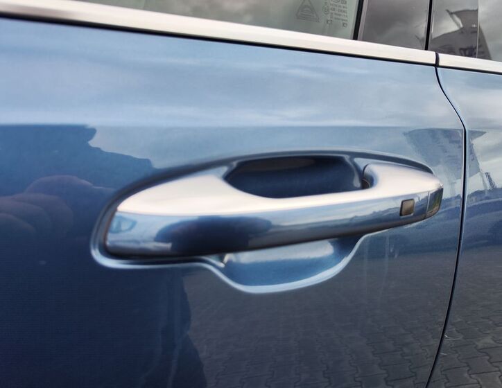 KIA Sorento 12