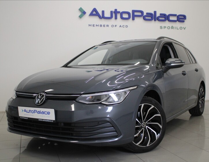 Volkswagen Golf 1