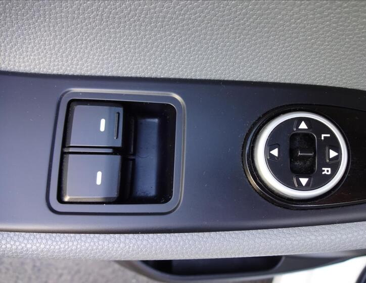 Hyundai i20 19