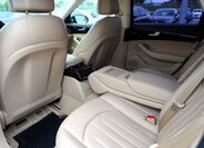 Audi A8 30