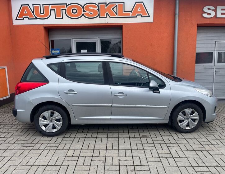 Peugeot 207 4