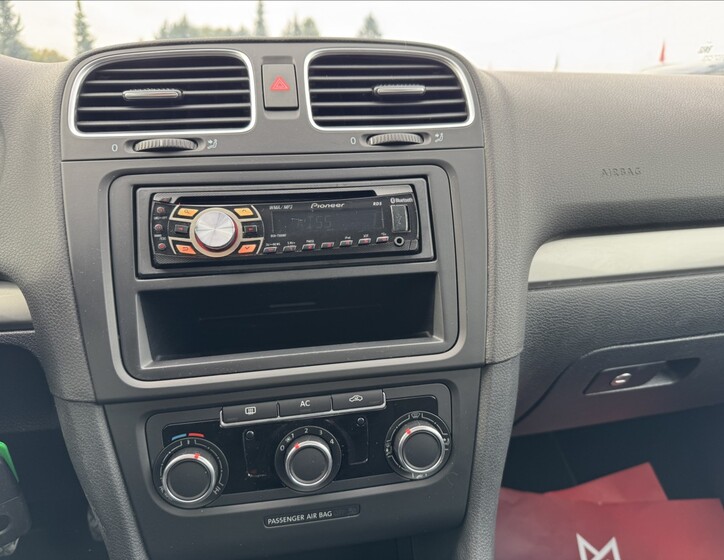 Volkswagen Golf 19