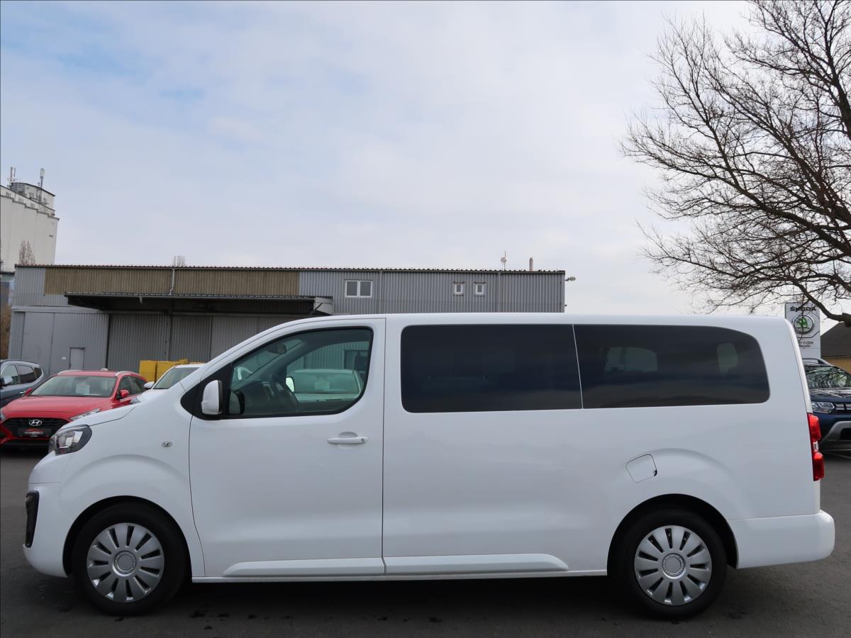 Peugeot Traveller