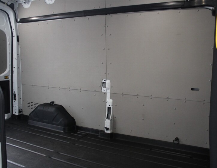 Ford Transit 16