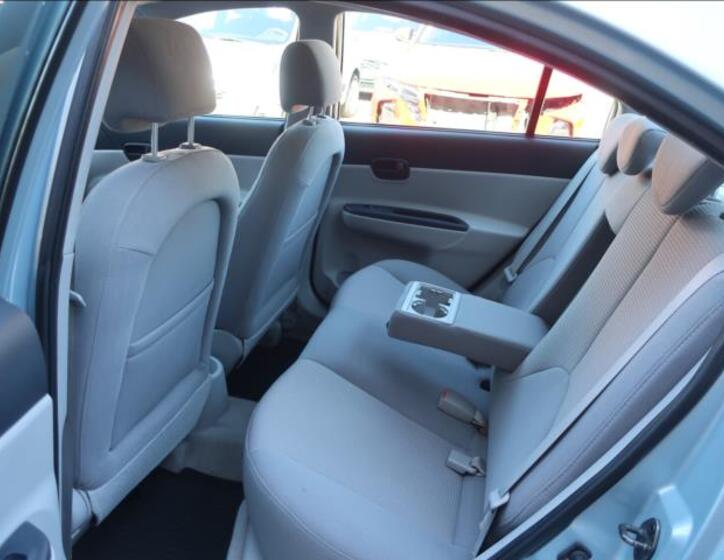 Hyundai Accent 14