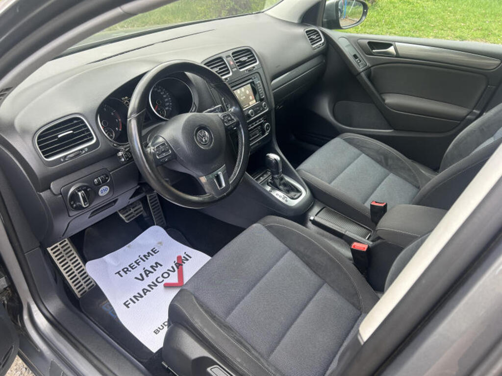 Volkswagen Golf 27