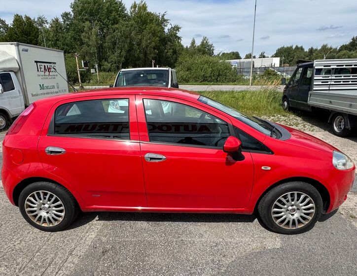 Fiat Grande Punto 23