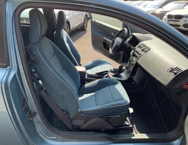Volvo C30 13