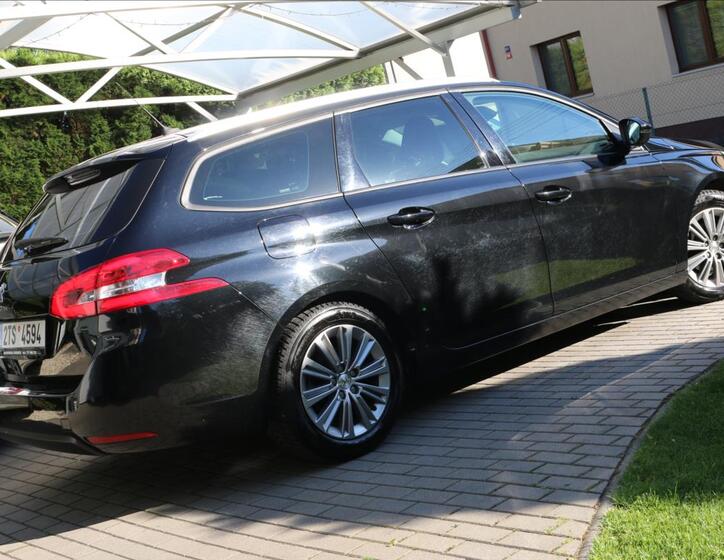 Peugeot 308 10
