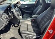 Mercedes-Benz GLA 10