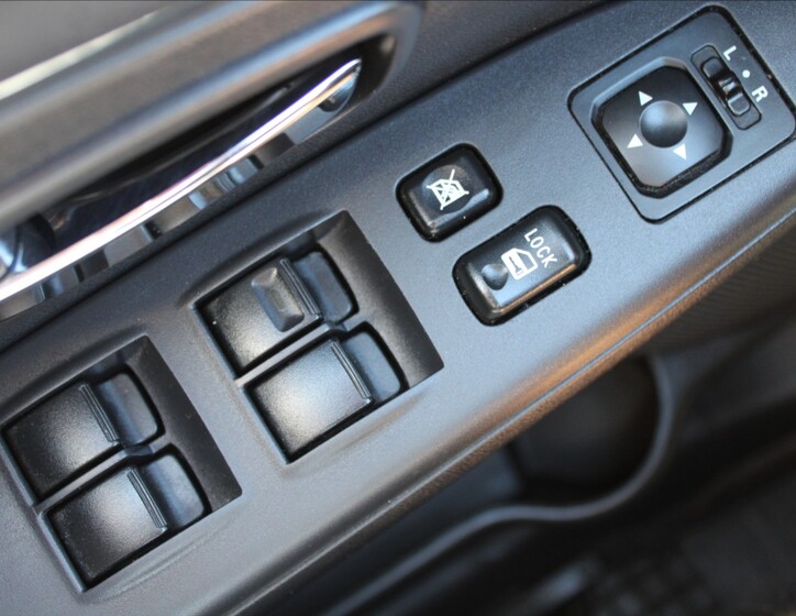 Mitsubishi ASX 16