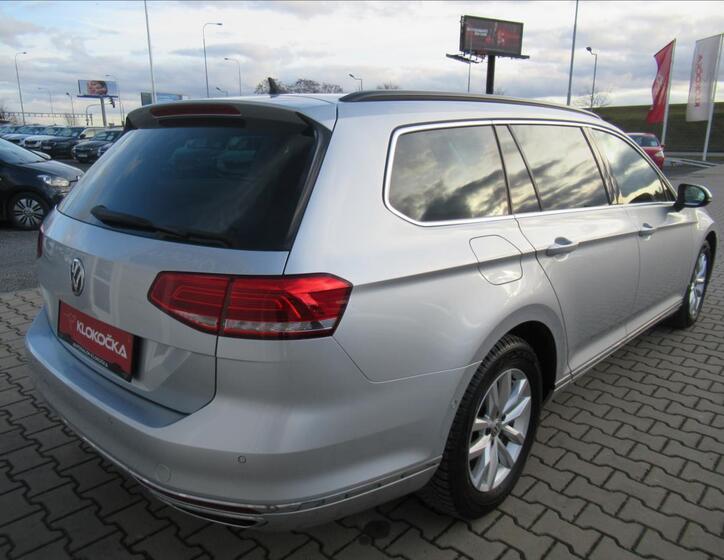 Volkswagen Passat 2