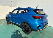 MG ZS 4