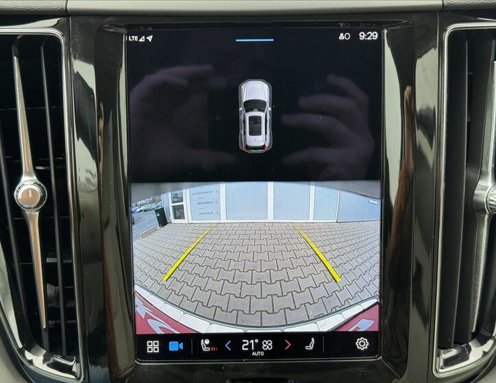 Volvo XC60 17